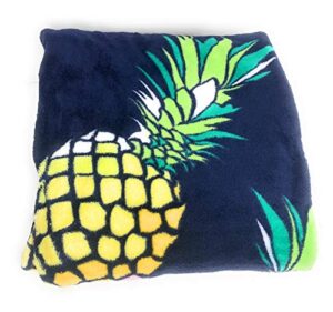 vera bradley throw blanket fleece 80″ x 50″ pineapple