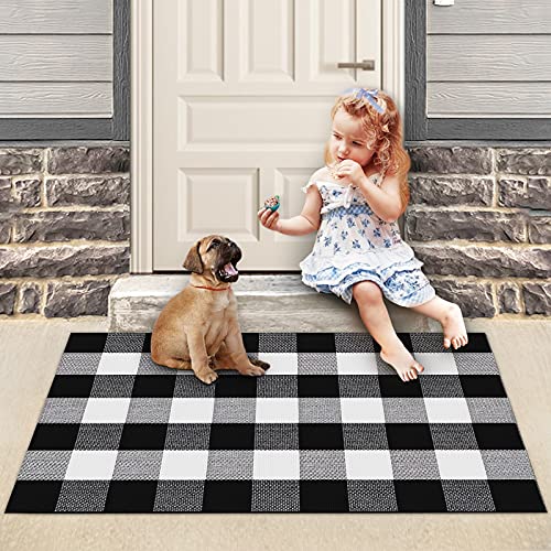 LulusVente Buffalo Plaid Outdoor Rug – 27.5x43in Machine Washable 2.1lbs Hotel Grade Thick Woven Yarn Black White Plaid Check Farmhouse Cotton for Indoor / Outdoor Front Porch Runner Layered Doormat