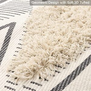 LEEVAN Boho Runner Rug 2.3'x5.3 Tufted Geometric Farmhouse Hallway Rugs with Tassels Washable Woven Tribal Diamond Throw Accent Rug Doormat for Kitchen Sink/Living Room/Bedroom