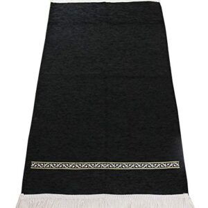 Modefa Turkish Islamic Prayer Rug - Chenille Praying Mat Sajada for Men and Women - Traditional Muslim Praying Carpet Janamaz - Ramadan or Eid Gift - Luxury Woven Meccan (Black Simple)