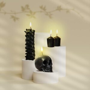 GAVIA Skull Candle Set - Scented 4 Pack - Gothic Decor - Goth Room Decor - Black Skull Decor for Home - Horror Decor - Spooky Home Decor - Gothic Home Decor - Goth Decor - Halloween Decor - Emo Decor