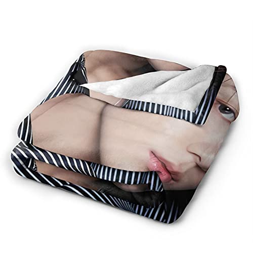 Jungkook Jeon Jung Kook Soft and Comfortable Warm Fleece Blanket for Sofa,Office Bed car Camp Couch Cozy Plush Throw Blankets Beach Blankets … (Black, 50"x40")
