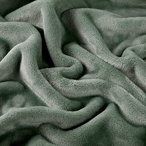 Surii Home Luxury Microfiber Flannel Blanket, Super Soft, Warm, Cozy, Fluffy, and Breathable, Perfect Throws for Bed, Couch, Sofa, for All Season Use. 350GSM King Size 108x90 Inches(Oliver Green)