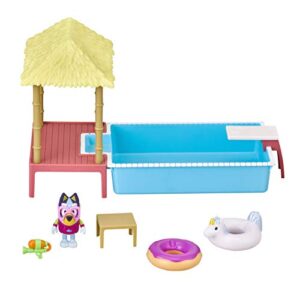 bluey pool playset and figure, 2.5-3 inch articulated figure and accessories