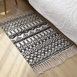 Nicunom 2 Piece Boho Bathroom Rug, 2'x4.2'+2'x3' Geometric Bath Mat, Woven Cotton Rug with Tassels Farmhouse Runner Rugs Machine Washable Boho Carpet for Living Room Kitchen Floor Laundry Room