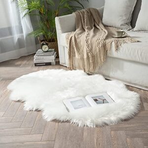 MIULEE Luxury Super Soft Fluffy Area Rug Faux Fur Sheepskin Rug Decorative Plush Shaggy Carpet for Christmas Decor Bedside Sofa Floor Nursery 3 x 5 Feet, White