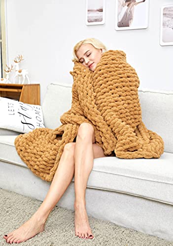 APIXO Chunky Knit Blanket Chenille Throw 40''x 80''- Tight Braided Thick Cable Knit Throw for Sofa or Bed - 100% Hand Made Chenille Weighted Blanket, Khaki-100x200cm