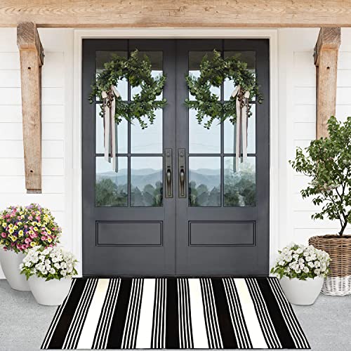 KaHouen Black and White Striped Outdoor Rug 27.5 x 43 Inches, Hand-Woven Reversible Foldable Washable Outdoor Rug Stripe for Layered Door Mats Porch/Front Door