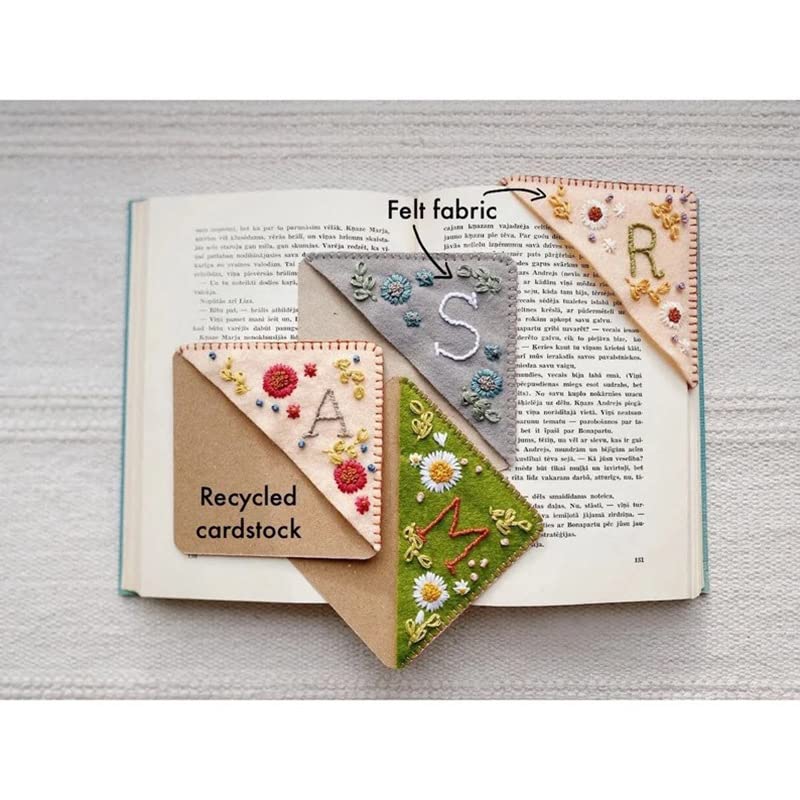 26 Letters Personalized Hand Embroidered Corner Bookmark,Felt Triangle Page Stitched Corner Handmade Bookmark,Unique Cute Flower Letter Embroidery Bookmarks Accessories for Book Lovers