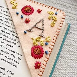 Personalized Hand Embroidered Corner Bookmark - Hand Stitched Felt Corner Letter Bookmark, Felt Triangle Bookmark, Cute Flower Letter Embroidery Bookmark for Book Lovers (R, Fall)