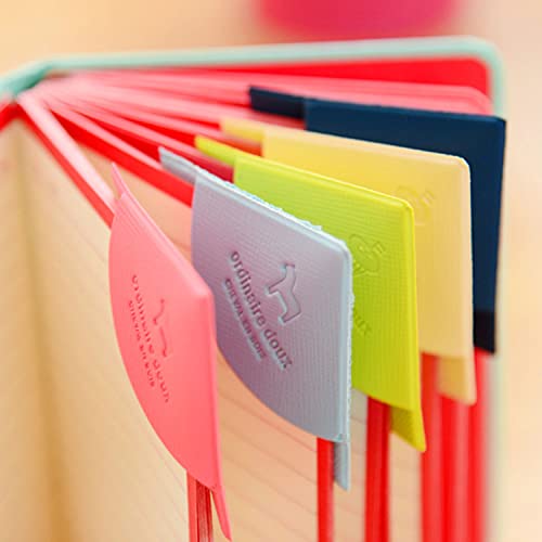 Corner Leather Bookmark yyangz 4PCS 4Color Triangle Shaped Leather Book Marks, Page Corner Leather Reading Handmade Vintage Cute Bookmarks for Women Bookworm Gift,Triangle Book Mark