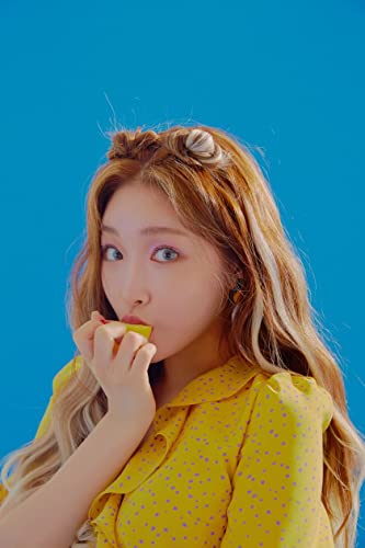 Chungha - [Blooming Blue]3rd Mini Album CD+82p Booklet+1p Post+Card+Bookmark K-POP Sealed