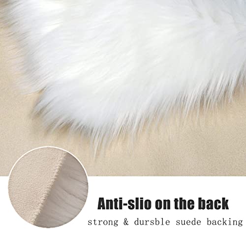 OKAYDA Faux Fur Sheepskin Chair Cover Square Seat Cushion Pad Super Soft Area Rugs for Living Bedroom Sofa (18 * 18in, White)