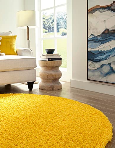 Rugs.com - Über Cozy Solid Shag Collection Rug – 5 Ft Round Tuscan Sun Yellow Shag Rug Perfect for Kitchens, Dining Rooms