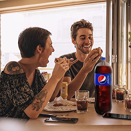 Pepsi Soda - Plastic Bottle in your Family Presentation of 3 Lt. / 101 Fl Oz with Cola Flavor. Delicious and Refreshing, that´s what you Like (Pack of 3 bottle TOTAL of 3 Lt. / 101 Fl Oz each)