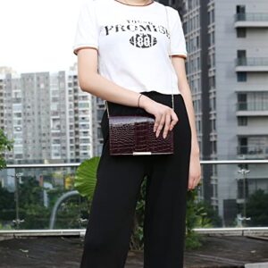 Women's Burgundy Evening Clutch Faux Crocodile Skin Crossbody Flap Bag with Chain Strap