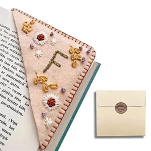 yurci 26 letters personalized hand embroidered corner bookmark for book lovers, unique cute flower letter embroidery bookmarks accessories (color : spring, size : f)