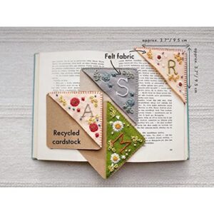 YURCI 26 Letters Personalized Hand Embroidered Corner Bookmark for Book Lovers, Unique Cute Flower Letter Embroidery Bookmarks Accessories (Color : Spring, Size : F)