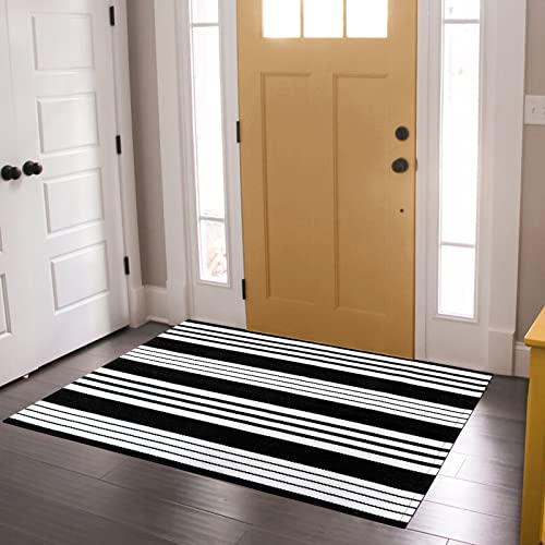 Black and White Outdoor Rug 3' x 5', Washable Rugs Front Door Mat Cotton Woven Kitchen Rug Entryway Rug Indoor/Outdoor Rugs Layered Doormats for Front Porch/Farmhouse/Patio