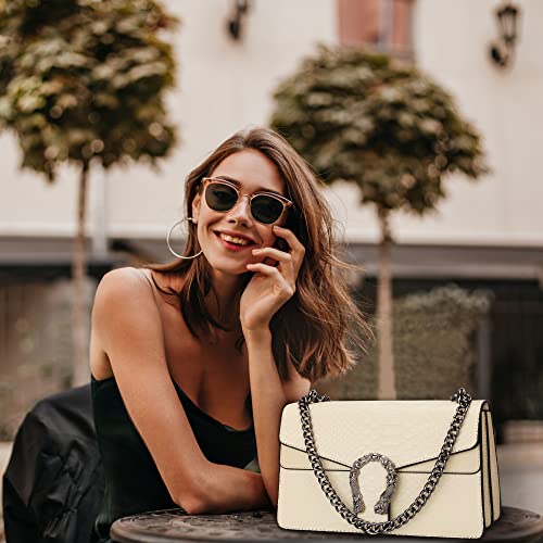 ZooLLyn Crossbody Shoulder Evening Bag for Women - Luxurious Snake Print PU Leather Messenger Bag Trendy Chain Strap Clutch Square Satchel Handbag Purse White