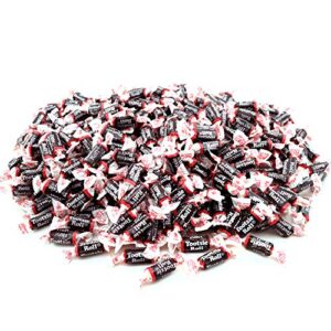 Tootsie Roll Chocolatey Twist Midgees Resealable Standup Bag, Peanut Free, Gluten Free original, Allergy Friendly, Mini Midgees 77.76 Ounce