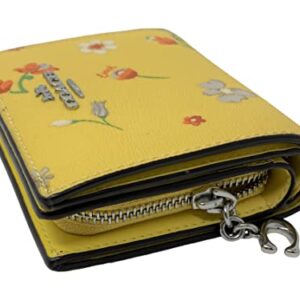 COACH Snap Wallet in Mystical Floral Print Yellow Style No C8703