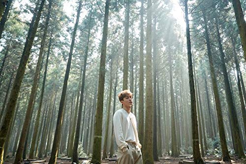 EXO Chen - [April, And A Flower] 1st Mini Album Random Version CD+Booklet+1p PhotoCard+BookMark+Tracking K-POP Sealed