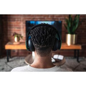 Microsoft Xbox Wireless Headset for Xbox Series X|S, Xbox One, and Windows 10 Devices (Renewed)