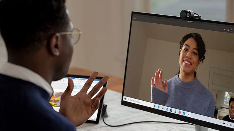 Microsoft Modern Webcam with Built-in Noise Cancelling Microphone, Integrated Privacy Shutter, Video with HDR, Auto-Focus, Light Correction, USB Connectivity, Certified for Teams/Zoom