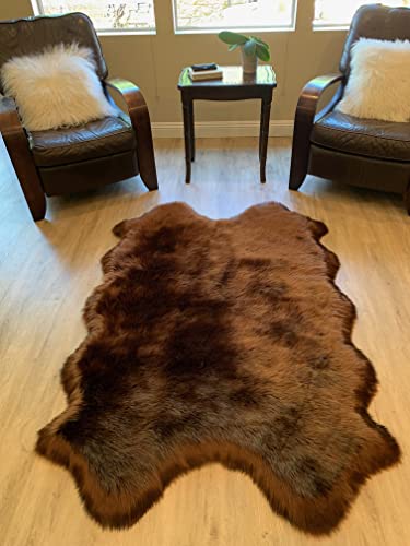 LAMBZY Faux Sheepskin Super Soft Hypoallergenic Silky Shag Rug for Living Room, Kids Room, Sofa (Quarto 4 Pelts 4'x6', Brown)