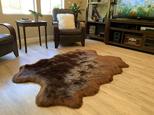 LAMBZY Faux Sheepskin Super Soft Hypoallergenic Silky Shag Rug for Living Room, Kids Room, Sofa (Quarto 4 Pelts 4'x6', Brown)