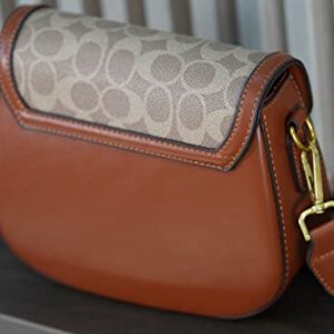 Small Crossbody Bags for Women - Leather Purse Handbag - Fashion Design - Golden Buckle (Light Brown)