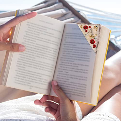 Personalized Embroidered Corner Bookmark Letters Cute Flower Bookmarks Felt Triangle Book Markers Corner Bookmark for Book Lovers (D, Fall)