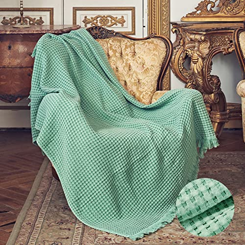 Amélie Home 100% Cotton Waffle Knit Throw Blanket, Soft Lightweight Blanket with Tassels, Decorative Breathable Textured Throw Blankets for Couch Bed Sofa, 50x60, Green