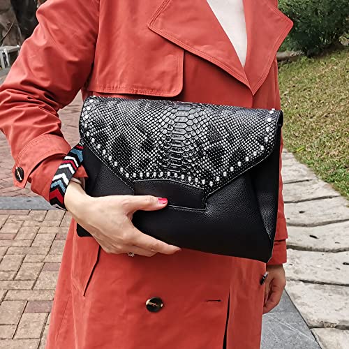 NIGEDU Women Clutch Fashion 3D Python Pattern Envelope Clutches Oversized Purse Bag Rhinestone Evening Party Handbag with Wrist Strap (Black)