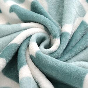 Qucover Fleece Throw Blanket Large 60x80 Light Green Flannel Sofa Throw, Clearance Throws for Couch Armchair Beds and Travel