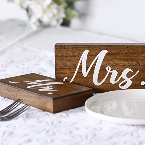 BAYSBAI Mr and Mrs Sign, Mr & Mrs Sign for Wedding Table, Freestanding Wooden Wedding Wooden Letters, Home, Anniversary, Wedding, Valentine’s Day Decoration, Bridal Shower or Engagement Gift