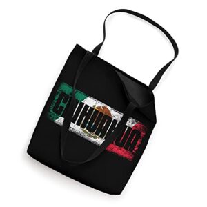 Chihuahua con la bandera de México Tote Bag