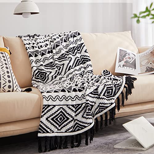 CASAAGUSTO Boho Throw Blanket - Black and White Decorative Blankets with Tassel, Printed Flannel Bohemian Throw Blanket for Chair, Bed, Sofa, Couch(50 * 60, Black and White)