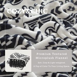 CASAAGUSTO Boho Throw Blanket - Black and White Decorative Blankets with Tassel, Printed Flannel Bohemian Throw Blanket for Chair, Bed, Sofa, Couch(50 * 60, Black and White)