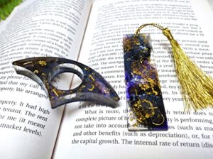 set of fantasy resin bookmark and book thumb page holder, book accessories, reading gift set, booklovers gift, birthday gifts, mothers day gift, teachers christmas gift, bookworm gift box