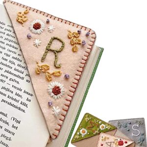 26 letters personalized hand embroidered corner bookmark cute flower embroidery corner book marker handmade stitched felt triangle corner for book reading lovers gift (m, spring)