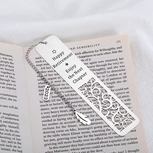 Retirement Gifts for Women Men 2023 Christmas Bookmark Gifts for Coworker Nurses Doctors Dad Mom Happy Retirement Appreciation Gift for Retired Teacher Boss Employee Leaving Going Away Gift for Friend