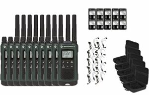 motorola talkabout t465 two-way radios / walkie talkies – weatherproof 22 channels ptt ivox flashlight 10-pack