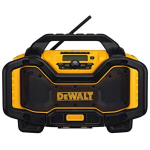 dewalt 20v max bluetooth radio, 100 ft range, battery and ac power cord included, portable for jobsites (dcr025)