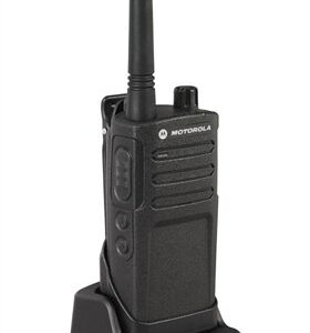 6 Pack Motorola RMU2040 Radios with Speaker Mics