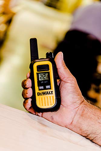 DEWALT DXFRSSV1 Headset for DXFRS300 and DXFRS800 Walkie Talkie Two-Way Radios, 2.5mm Earphone Jack