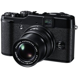 Fujifilm X10 12 MP EXR CMOS Digital Camera with f2.0-f2.8 4x Optical Zoom Lens and 2.8-Inch LCD