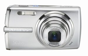 olympus stylus 1010 10.1mp digital camera with 7x optical dual image stabilized zoom (silver)