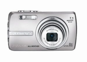 olympus stylus 750 7.1mp digital camera with digital image stabilized 5x optical zoom and ccd shift stabilization (silver)